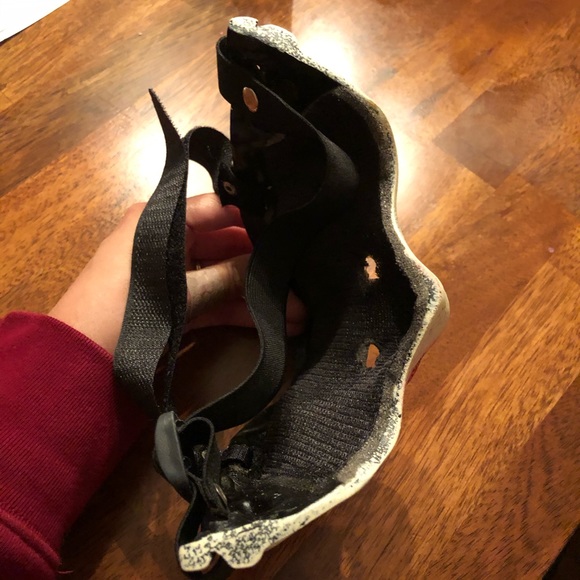 ❌SOLD❌Oni Mask 👺 - Picture 4 of 4